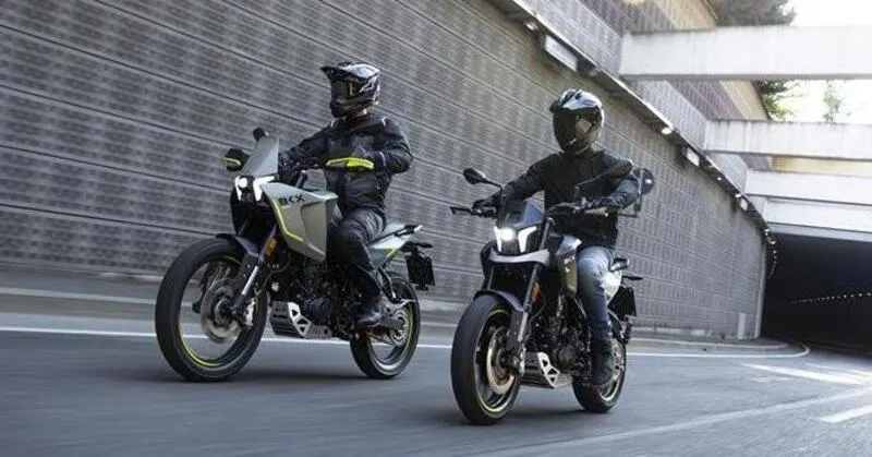 Benelli BKX 300 и BKX 300 S: долгожданный одноцилиндровый двигатель объемом 292 куб. см уже здесь — фото 2