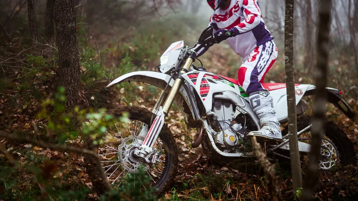 Bimota BX450 — внедорожный гоночный мотоцикл как «суть» итальянской компании — фото 2