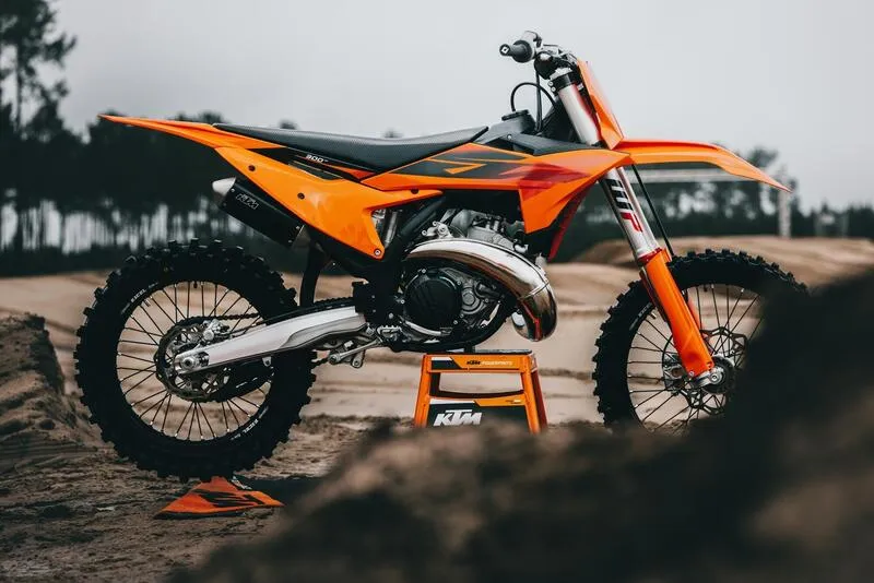 KTM: Новая линейка SX 2027 — фото 4