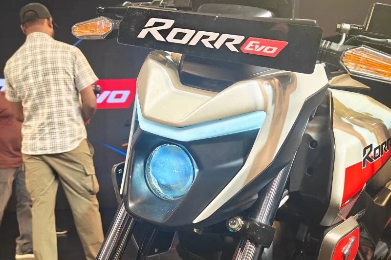 Oben Electric представила новый электромотоцикл Oben Rorr Evo — фото 2
