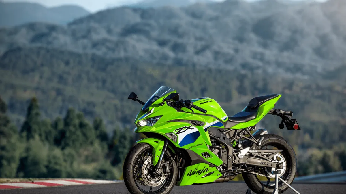 Kawasaki может выпустить версию ZX-4RR в кузове Bimota — фото 3