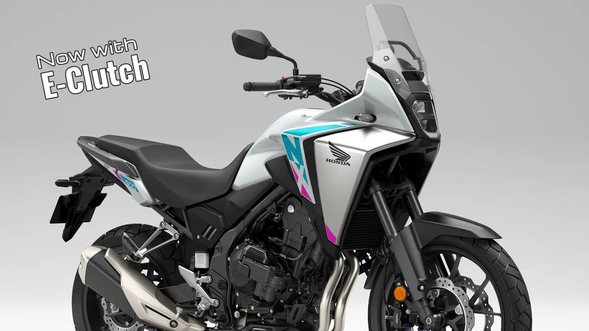 Запуск Honda NX500 E-Clutch: умные технологии для более комфортных путешествий