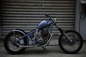 Чоппер Roninsu на базе Yamaha SR400 — фото 2