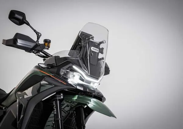 CFMOTO 1000MT-X: китайский макси-эндуро, бросающий вызов всем, включая цену