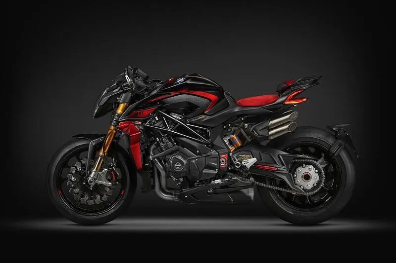 MV Agusta Brutale 1000 ABT: мы увидели её вживую на Fuoriconcorso в Вилла-дель-Грумелло — фото 3