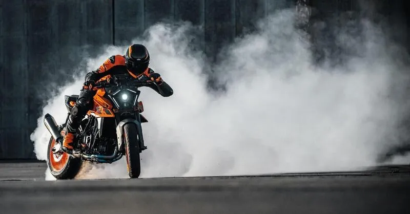 Bajaj Auto наращивает темпы и возобновляет противостояние с KTM