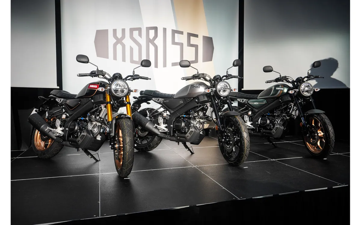 «Я хочу такой же!» Новый неоретро-байк Yamaha XSR155 вызвал ажиотаж в соцсетях и напоминает легендарный RZ — фото 4