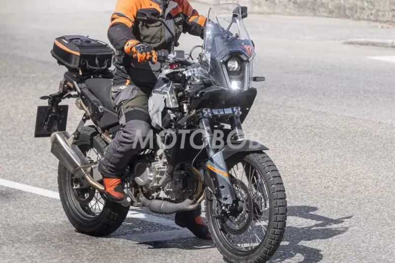 Замечен тестовый образец KTM 490 Adventure