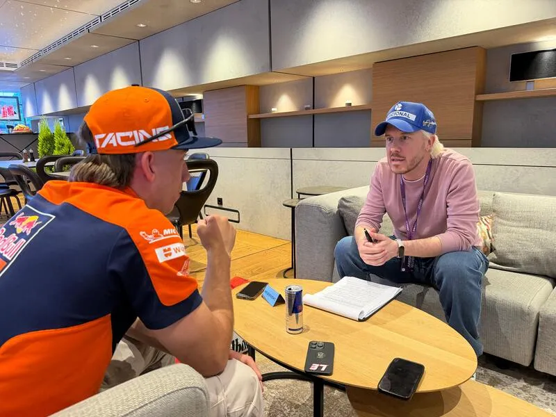MotoGP 2026. Гран-при Каталонии. ЭКСКЛЮЗИВ — Педро Акоста: «Марк Маркес невероятен. Я бы сходил на ужин со Сильвестром Сталлоне и... Валентино Росси» — фото 4