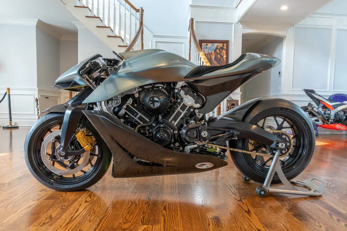 Harley-Davidson объявляет о запуске Creators Custom Clash — конкурса кастомных байков среди инфлюенсеров — фото 3