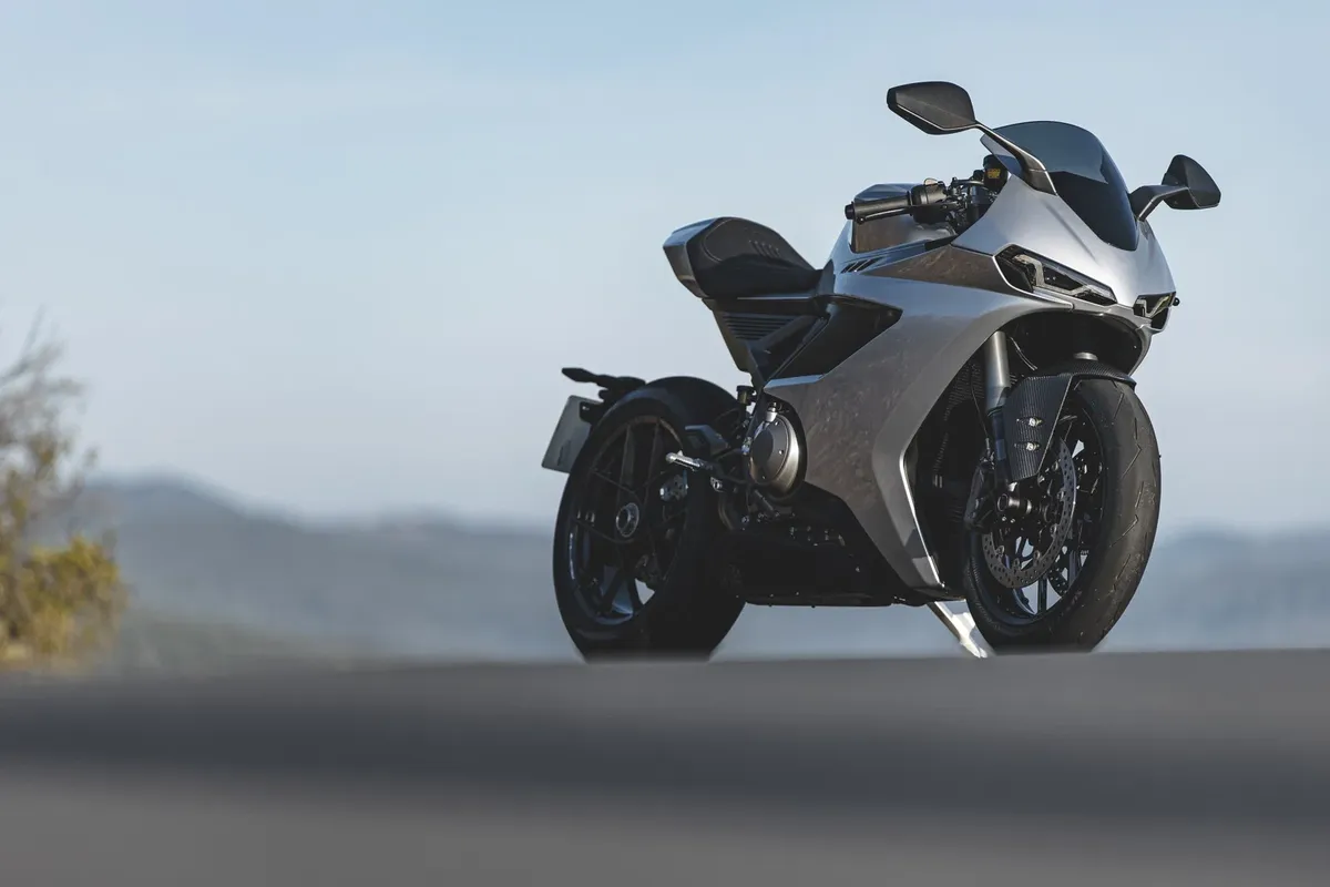 Обзор Norton Manx R: флагман Norton мощностью 206 л.с. за £38 000 наконец-то прибыл — фото 2
