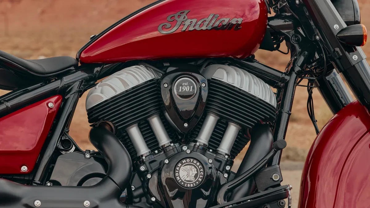 Indian Motorcycle запускает новую кампанию в Великобритании: разыгрываются билеты на выставку MCL26