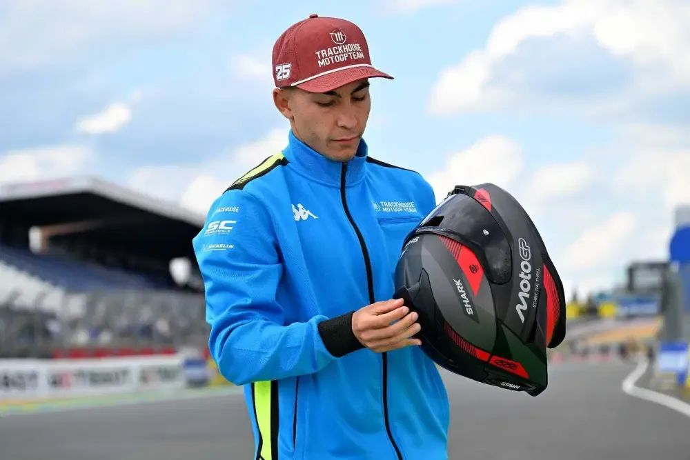 SHARK и MotoGP: новая коллекция шлемов — от трека до дорог — фото 4