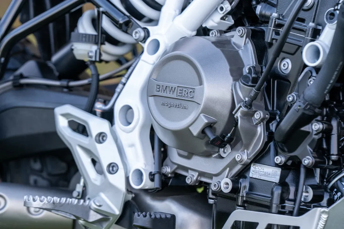 BMW запускает продажи нового F450 GS в Великобритании: тест-драйвы доступны по всей стране — фото 3