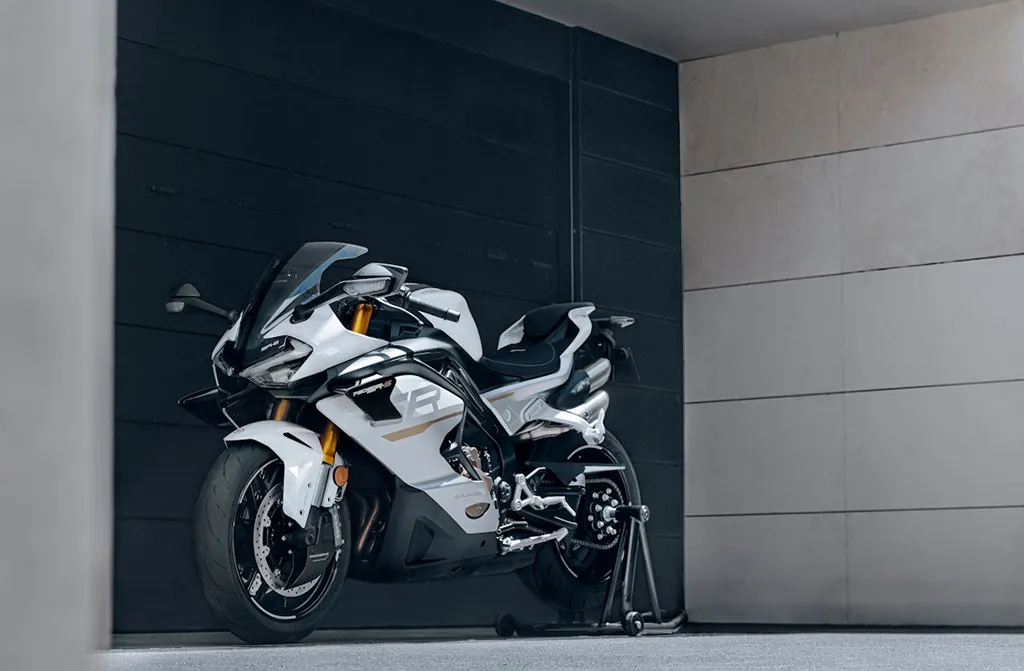 CFMOTO 770SR-S: китайский спортбайк с инерционным наддувом и передовыми технологиями — фото 2