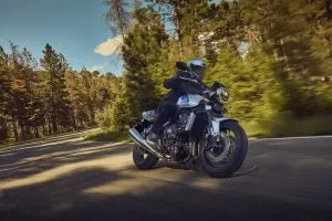 Sena Outlander: новый шлем типа Dual Sport со встроенной системой связи — фото 4
