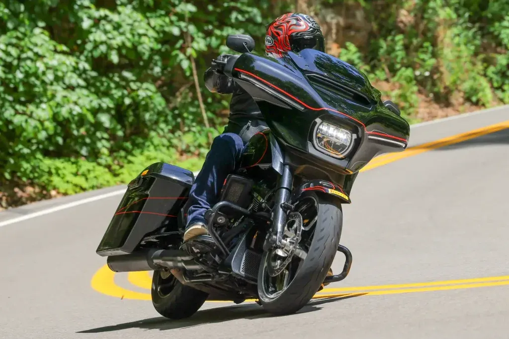Обзор шин Pirelli Diablo Powercruiser: производительность для бэггеров — фото 3