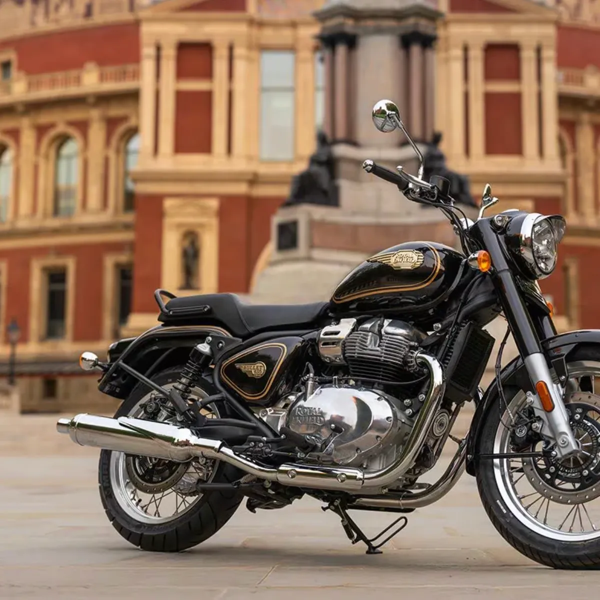 Royal Enfield вовсю эксплуатирует свою 650-кубовую платформу, и Bullet 650 — тому подтверждение — фото 3