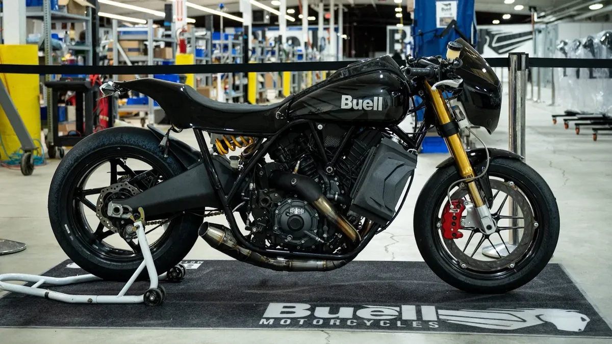 Buell представила дерзкий кафе-рейсер Super Cruiser с V-образным двигателем мощностью 173 л.с.