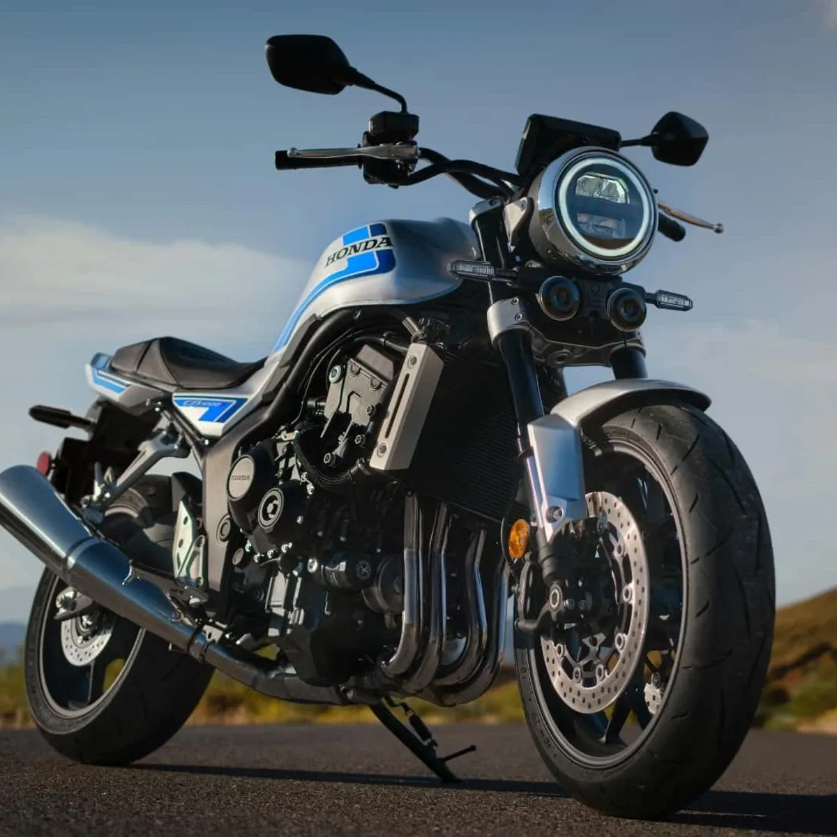 Honda выводит CB1000F на рынок США: очевидно, компания намерена делать огромные деньги — фото 3