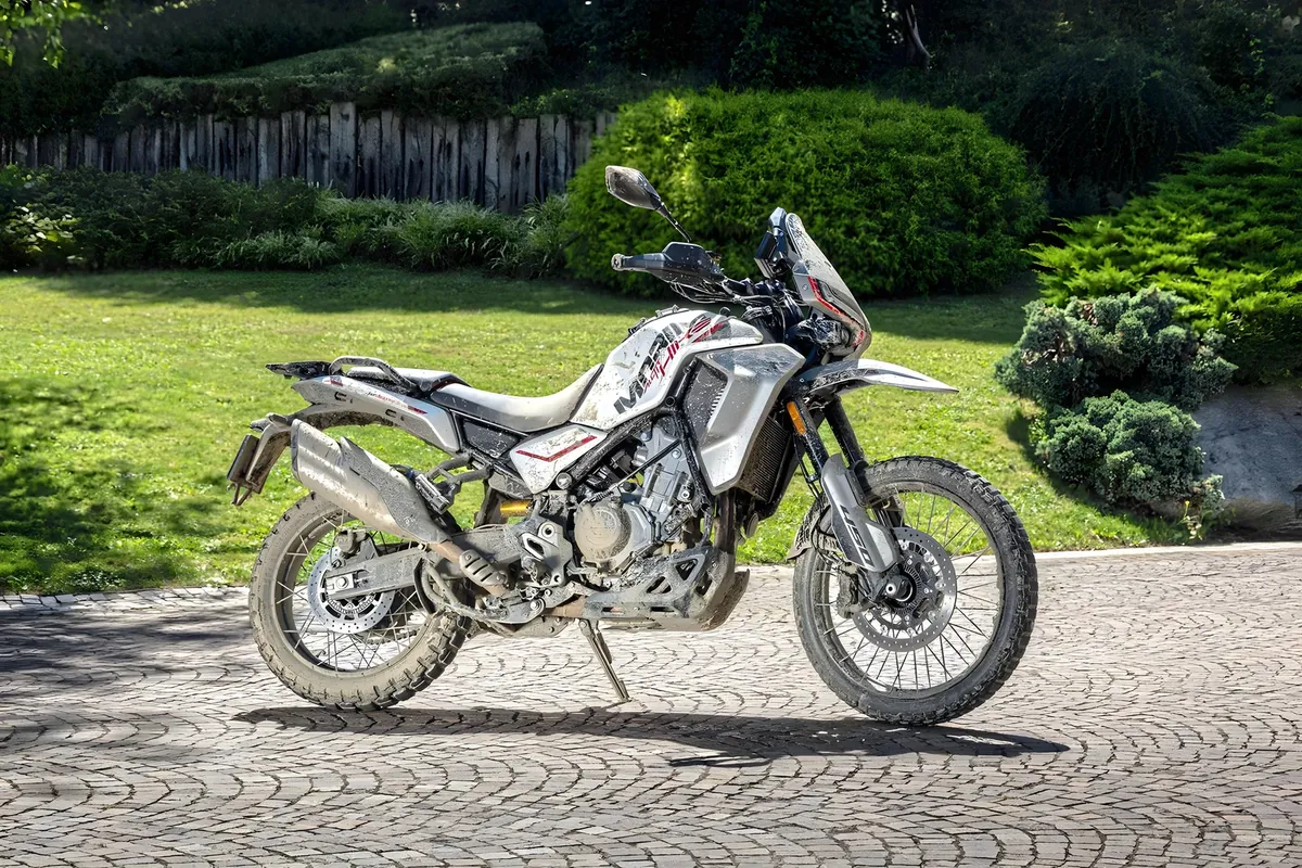 Moto Morini Alltrhike 450 — итальянский адвенчер на китайском сердце