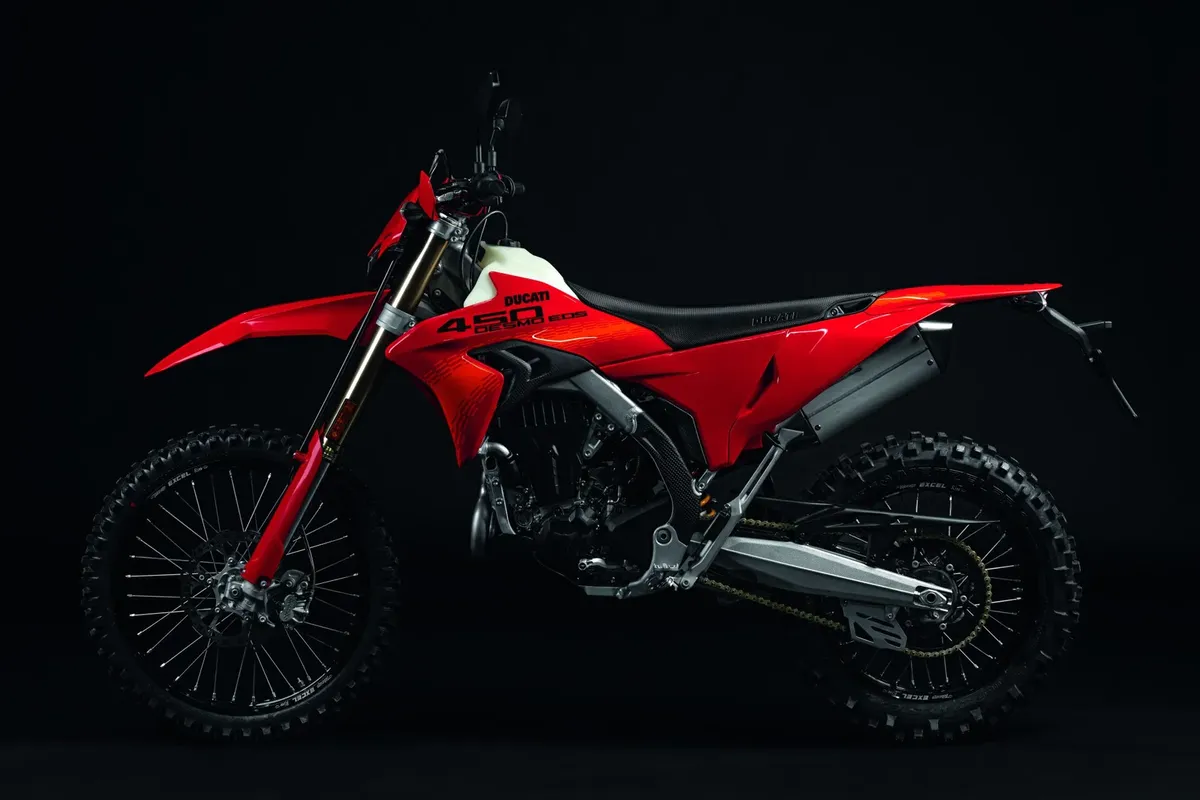 Представлен новый эндуро-мотоцикл Ducati Desmo450 EDS — фото 4
