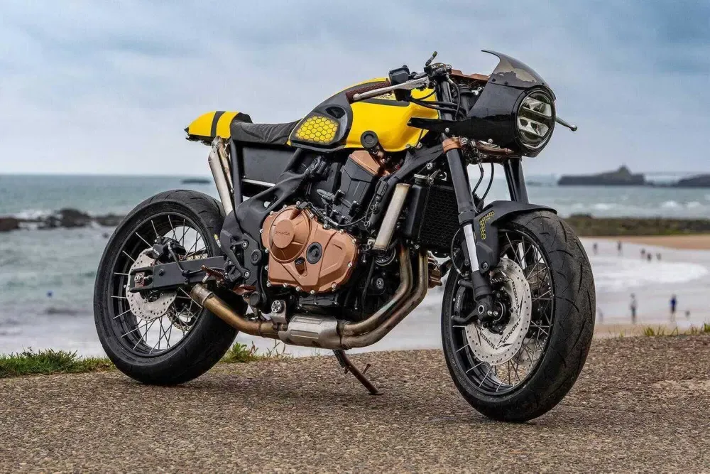 Honda Hornet и Transalp в центре концепции «On Road versus Off Road» на фестивале Wheels & Waves — фото 4