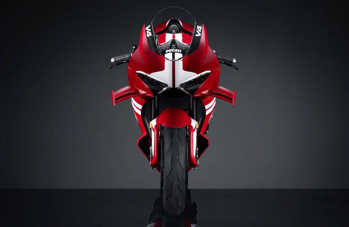 Легенда в действии: Ducati представила масштабную программу World Ducati Week 2026 к своему столетию — фото 4