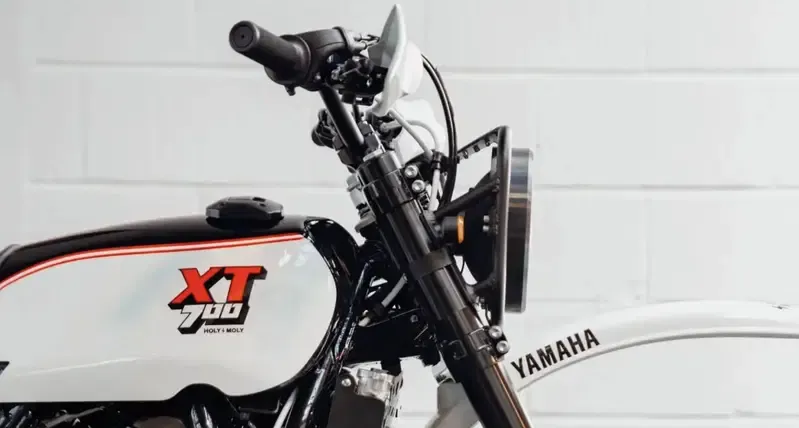 Holy Moly Co. переосмысливает легендарную Yamaha XT 500 на базе Ténéré 700 — фото 3