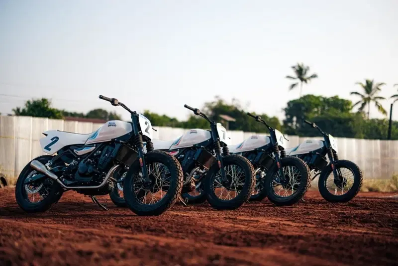 Royal Enfield: от дрифта до Непала, от обучения до Мыса Нордкап: инициативы «Pure Motorcycling» множатся — фото 3