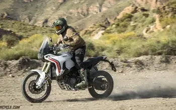 Bore & Stoke Breakout: секретная история создания Aprilia RSV4 — фото 2