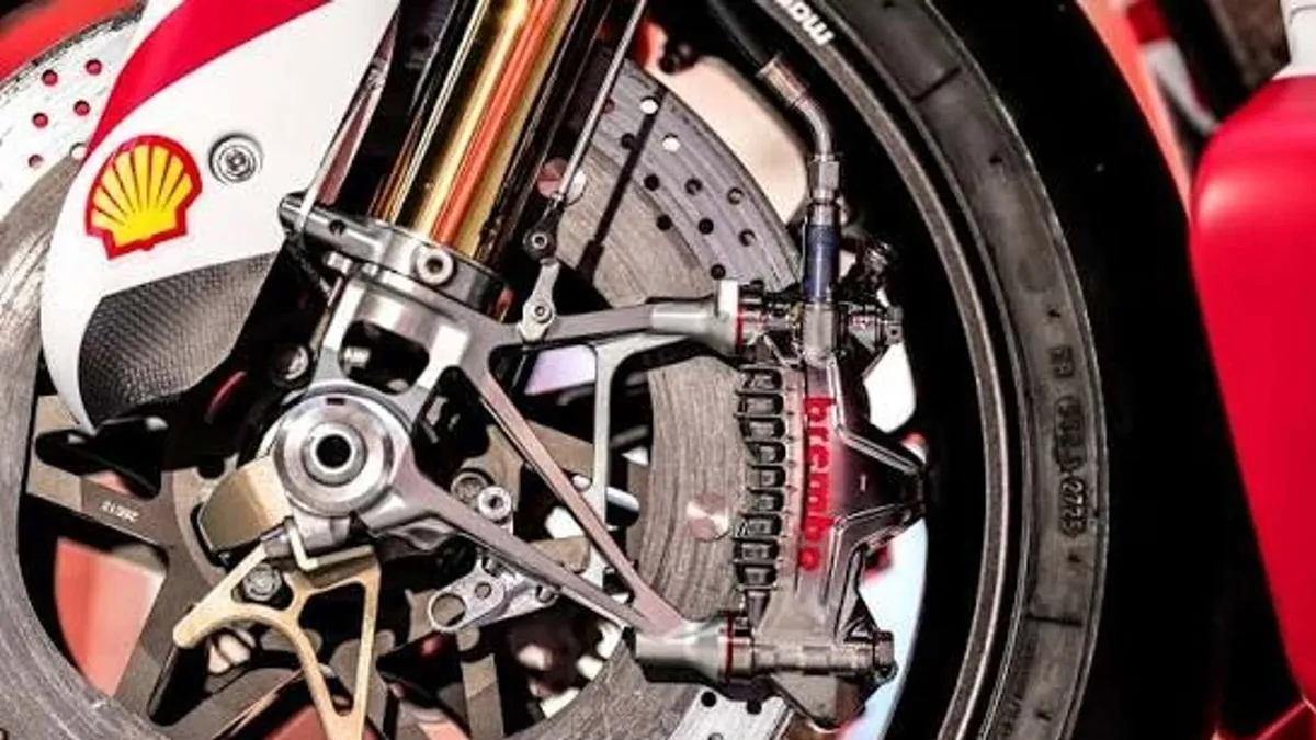 Карбон-керамические диски Brembo Hyction приходят в мотоспортивные гонки. Появятся ли они на дорожных супербайках? — фото 4