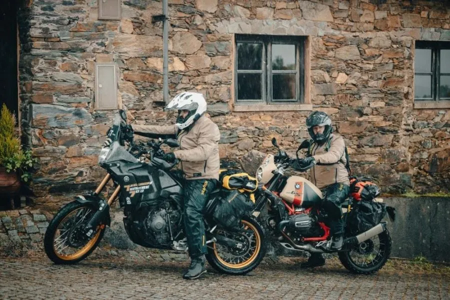 Сохраняйте прохладу с Touratech и их новым комплектом Dust Rider