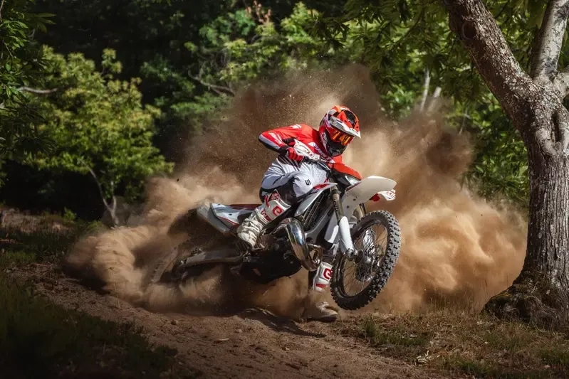 Evolution Series: Fantic обновляет линейки Enduro и Cross с новой философией. Прощайте, модельные годы — фото 2