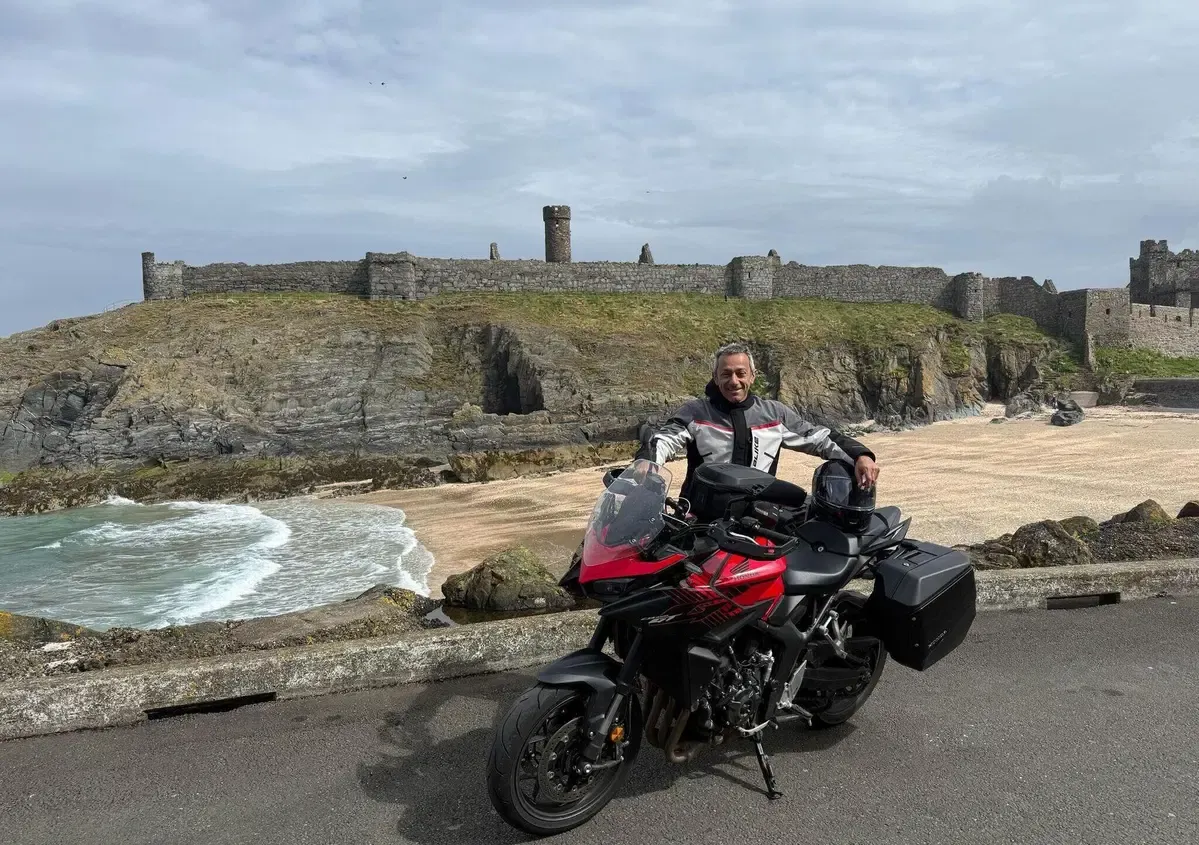 Тест-драйв Honda CB1000GT: 7 000 км пути от Италии до острова Мэн и обратно!