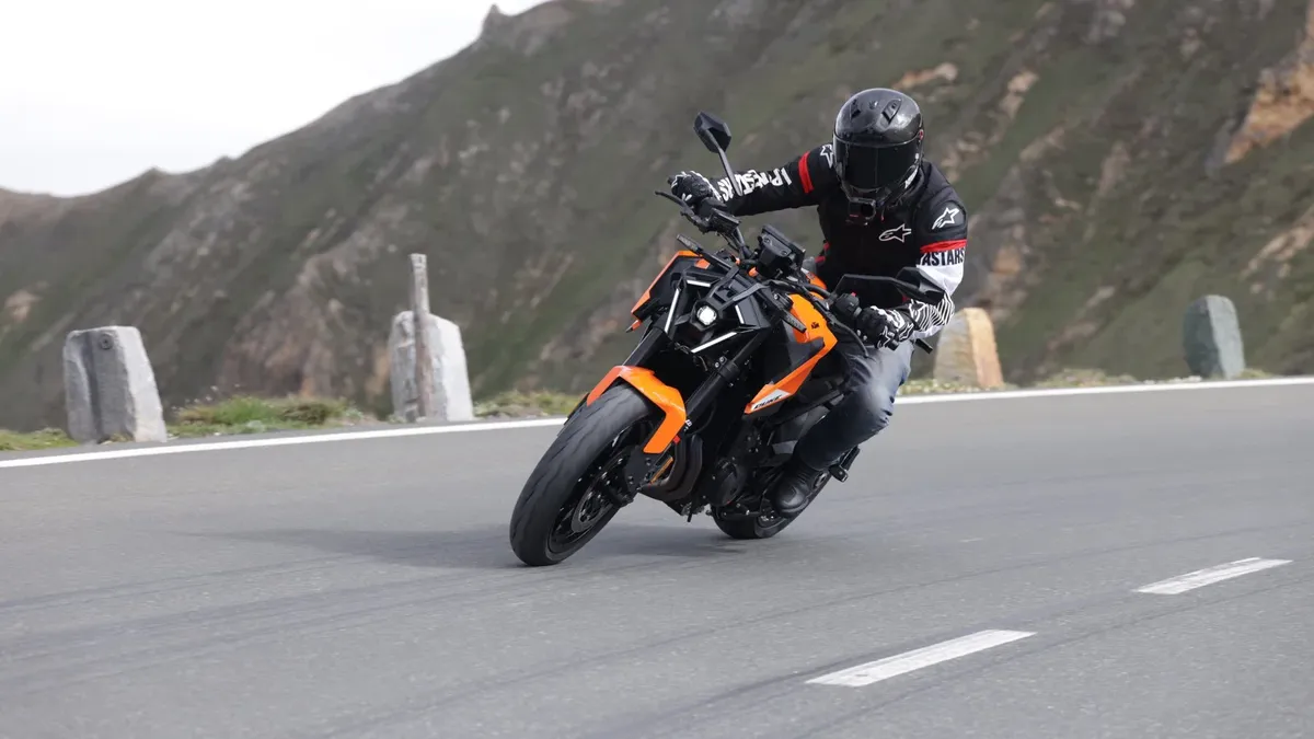 Обзор KTM 790 Duke (2026): характеристики, особенности и цена