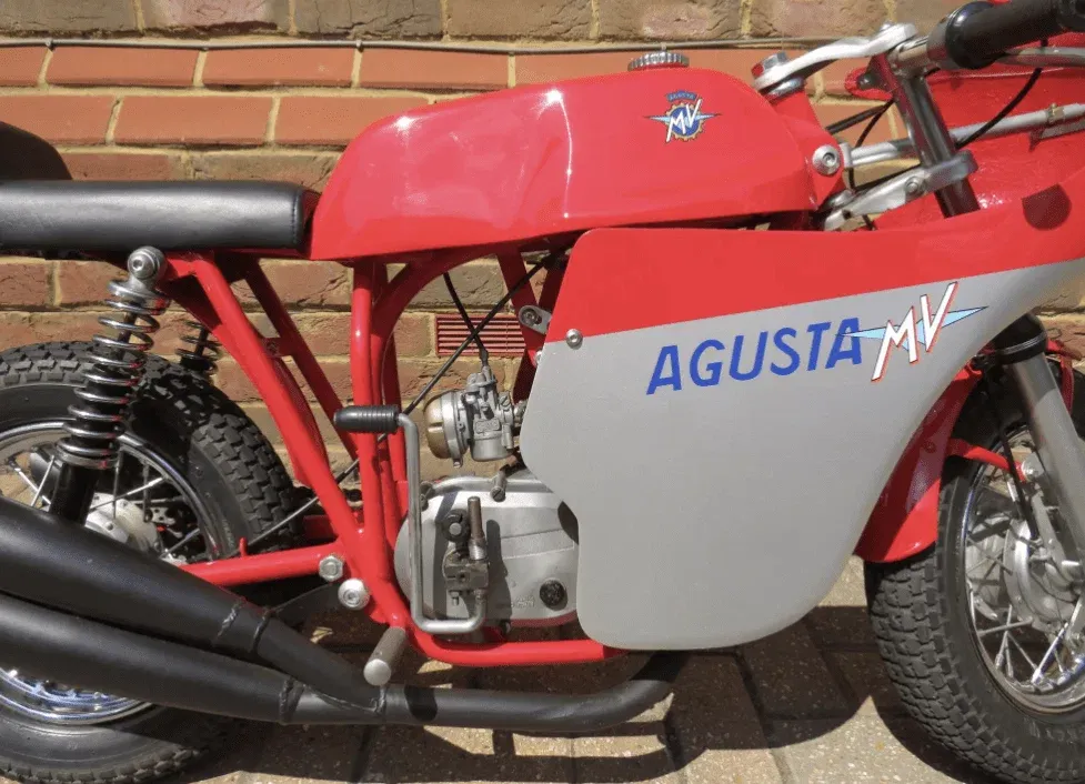 Реплика Mini MV Agusta GP отправится на аукцион в Великобритании — фото 2