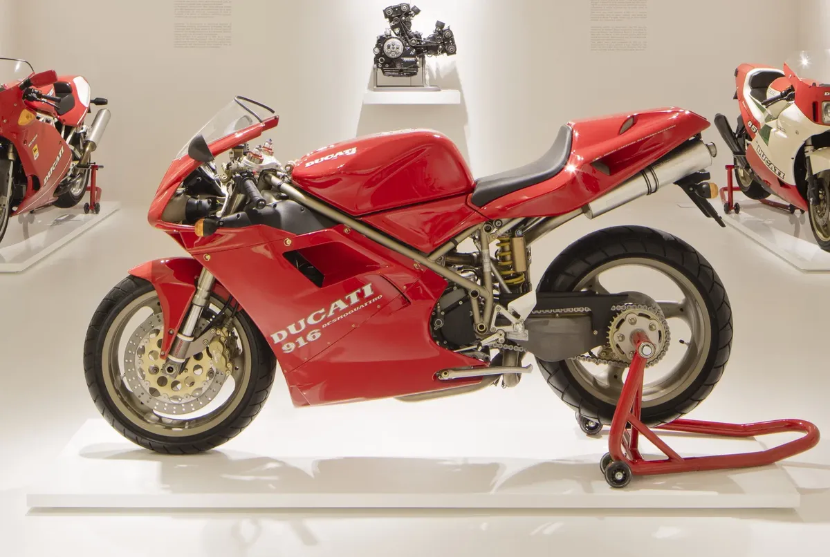 Реплика Mini MV Agusta GP отправится на аукцион в Великобритании — фото 4