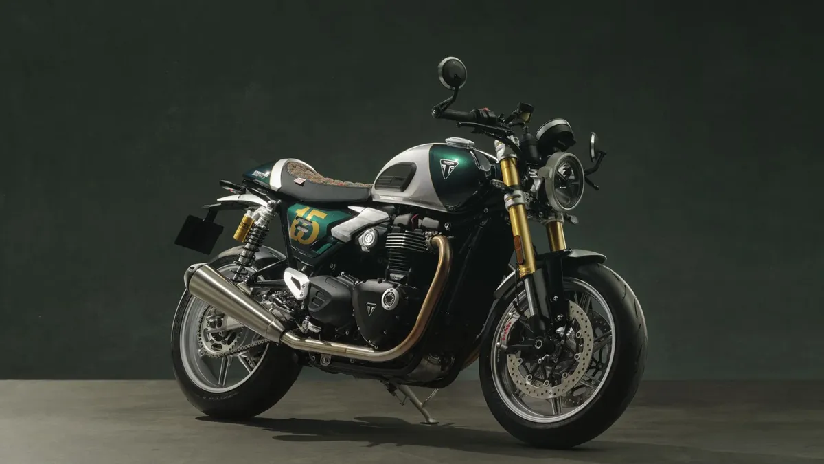 Triumph объявляет победителя конкурса на эксклюзивный Speed Twin 1200 Cafe Racer DGR Edition