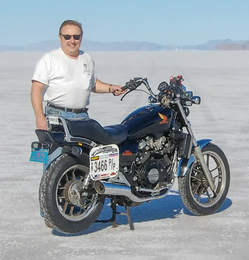Самостоятельная замена сальника сцепления на Honda VF500C V30 Magna 1984 года — фото 4