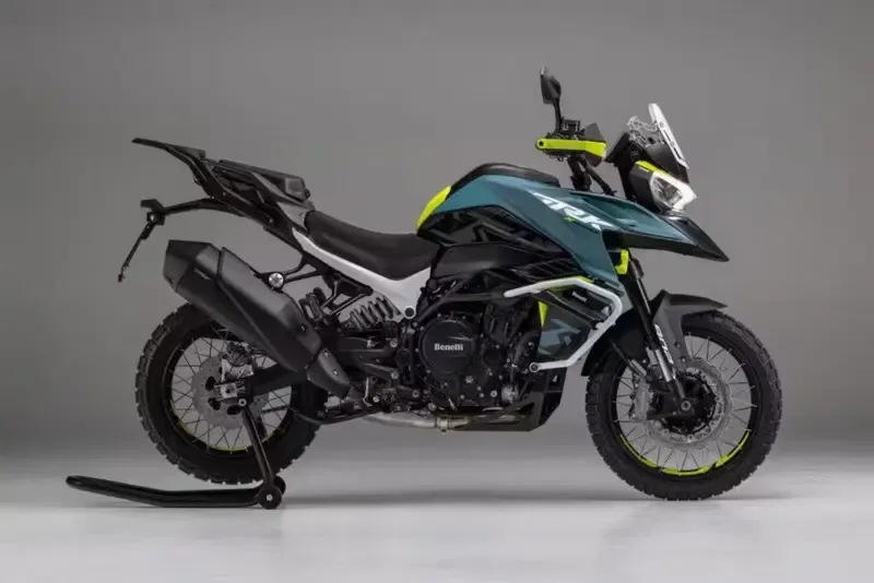 Benelli TRK 902 поступит в продажу в июле в двух версиях! И какая цена! — фото 3