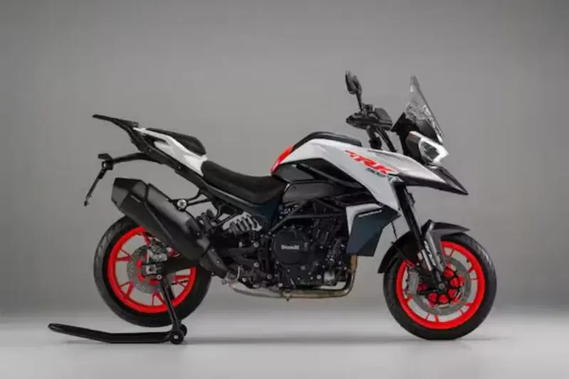 Benelli TRK 902 поступит в продажу в июле в двух версиях! И какая цена! — фото 4