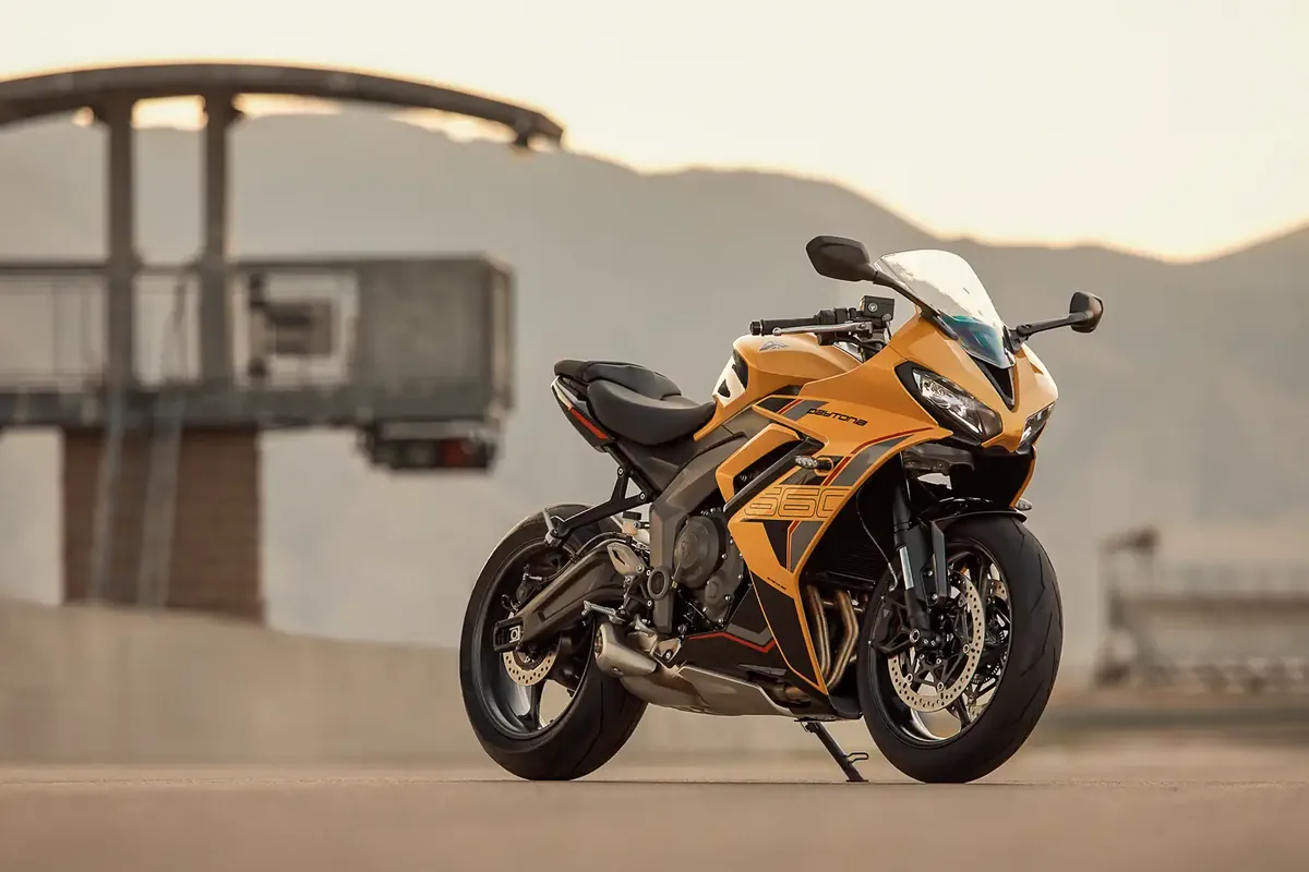 Первый взгляд на Triumph Daytona 660 2026: 7 быстрых фактов
