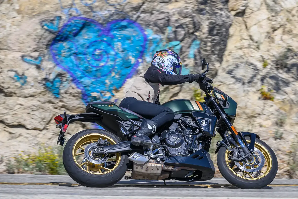 Обзор 2026 Suzuki GSX-8TT: 13 ключевых фактов о ретро-спортбайке