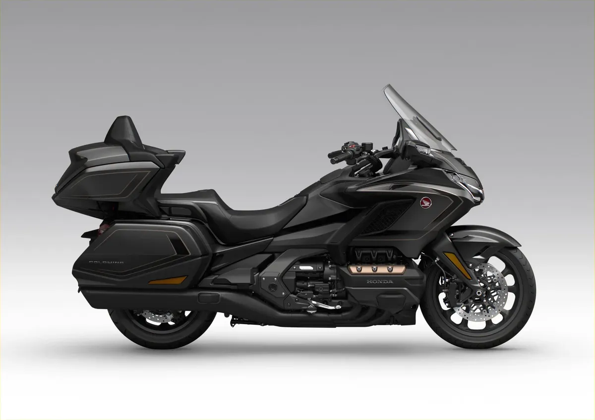 Honda NT1100 и CB1000 Hornet доступны по новым финансовым программам — фото 2