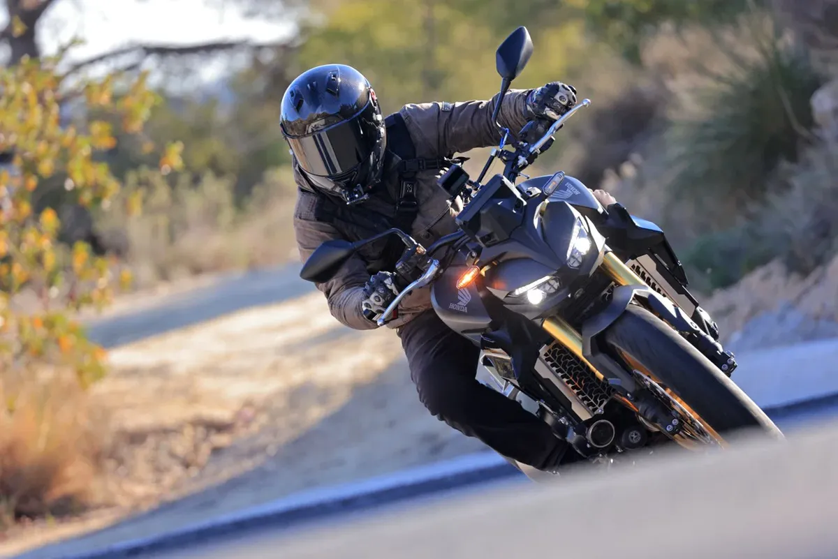 Honda NT1100 и CB1000 Hornet доступны по новым финансовым программам — фото 3