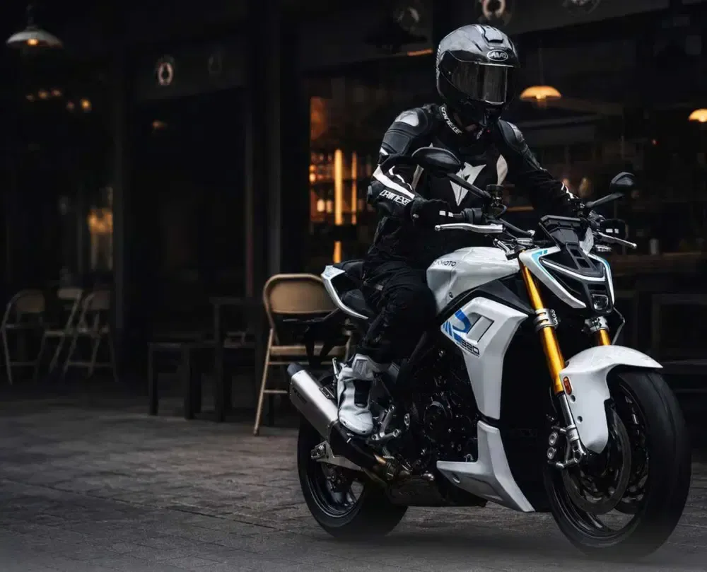 ZXMoto 820R: новый нейкед, который заставит рынок содрогнуться — фото 4