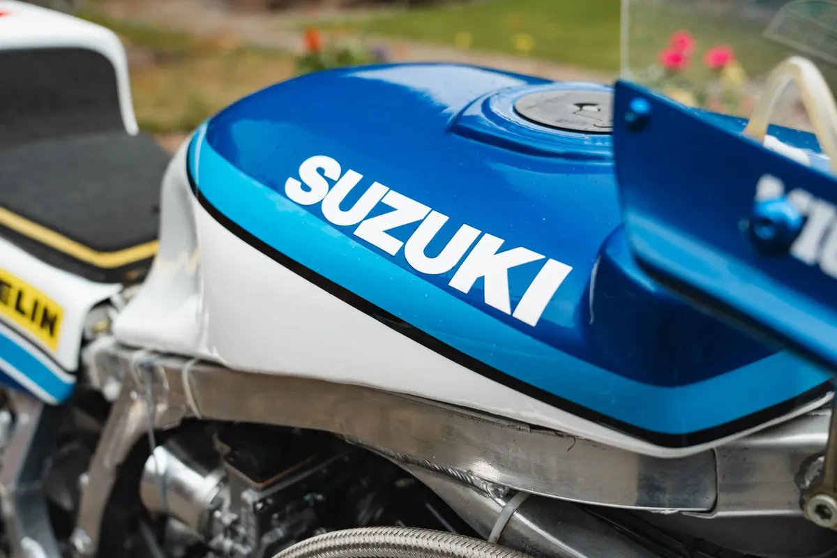 Heron Suzuki Мика Гранта для Isle of Man TT выставлен на продажу — фото 2