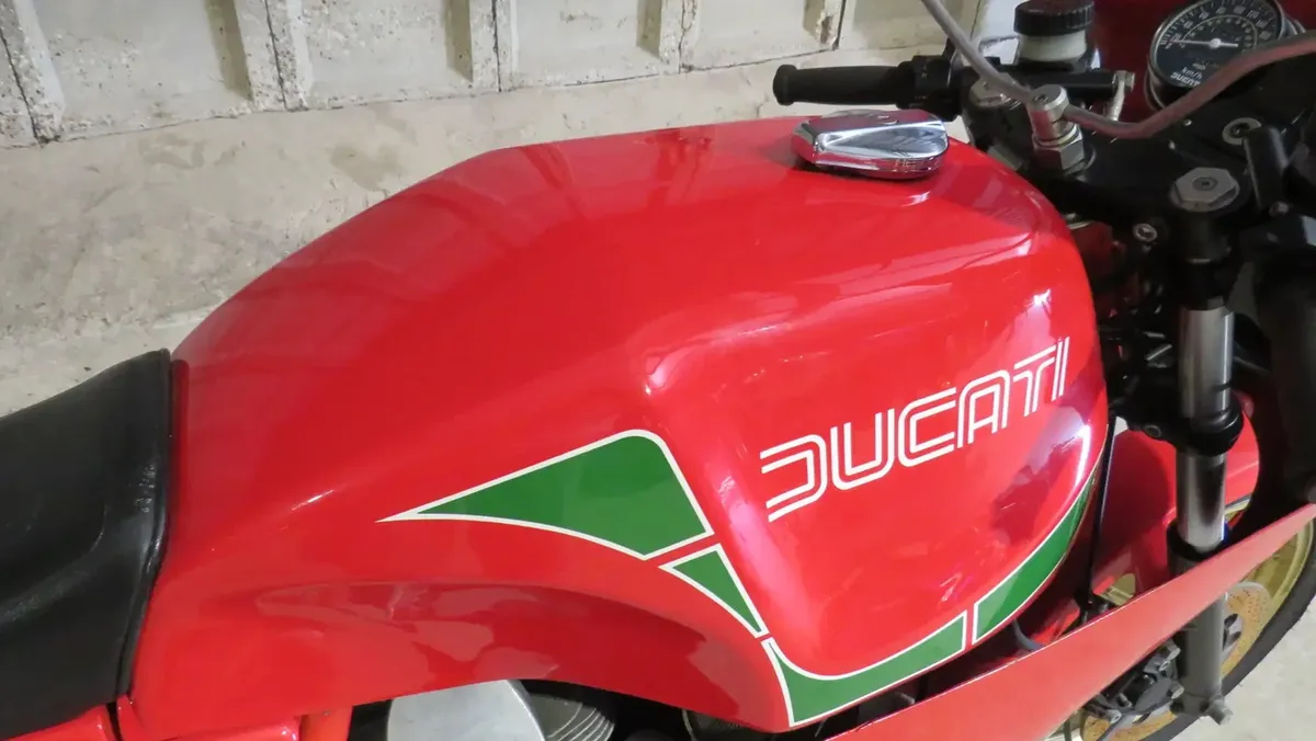 Редкая реплика Ducati Mike Hailwood отправляется на аукцион