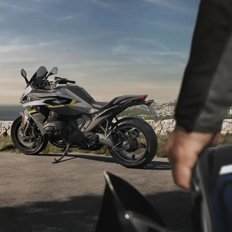 Пять десятилетий RS: как BMW изобрела класс спорт-туристов — фото 4